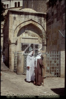 1125-4 Via Dolorosa St-3
