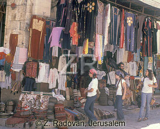 1130-11 Jerusalem bazar