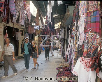 1130-7 Jerusalem bazar