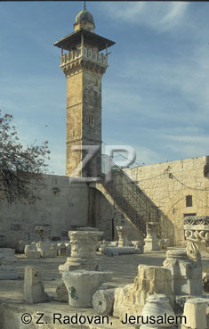 1300 Pahriyeh minaret