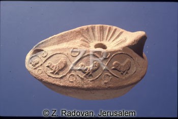 1328-3 Arabic per.-oil lamp