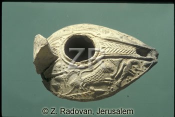 1328-4 Arabic per.-oil lamp