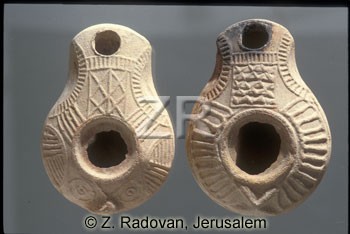 1329-4 Samaritan oil lamp