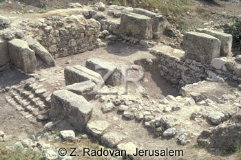 1520 Tel Balata gate