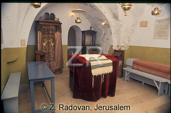 1601-2 Family synagogue