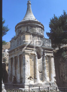 168-5 Absalom's tomb