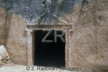 1712-4 Eshkoloth cave