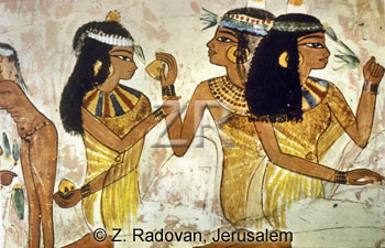 1890-2 Egyptian ladyes