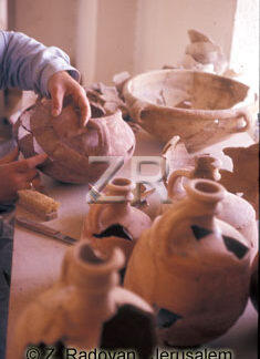 1944-5 Pottery restoration