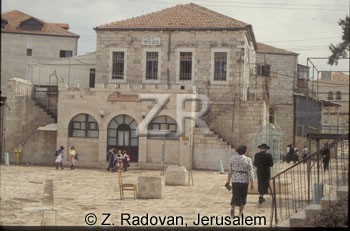 2028-14 Mea Shearim