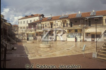 2028-17 Mea Shearim