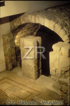 2105-1 Herodian house