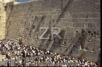 2243-3 The Western Wall
