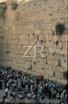 2243-7 The Western Wall