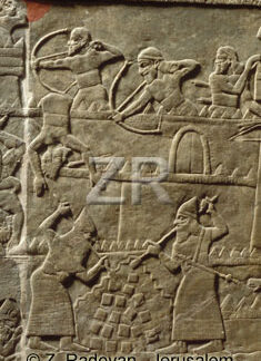 2438-1 Assyrian army