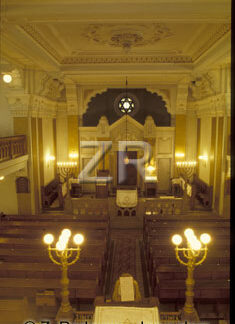 2468-1 Budapest synagogue