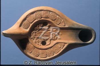 2645 Byzantine oil lamp