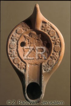 2649 Byzantine oil lamp