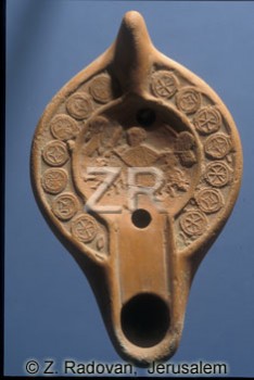 2650 Byzantine oil lamp