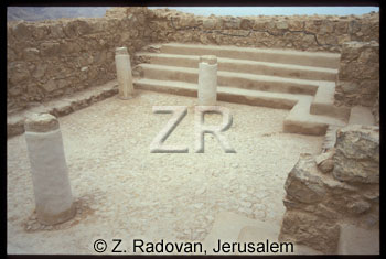 2704-5 Masada synagogue