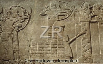 2833-2 Assyrian siege tower