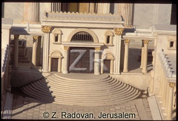 2908 The Nikanor gate