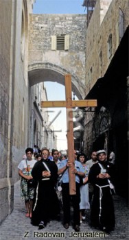 320-13 Ecce Homo arch