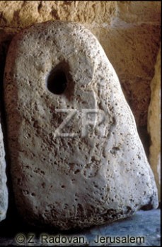 3200-3 Stone anchor