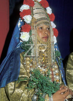 3221-3 Yemenite bride