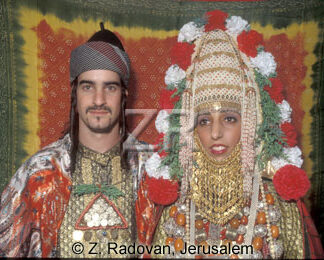 3224-1 Yemenite couple
