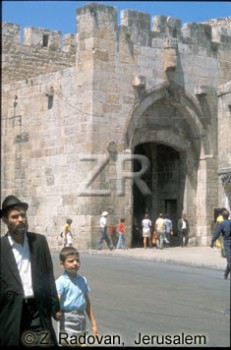 326-6 Jaffo gate