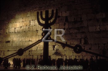 3363-4 Western Wall at nig