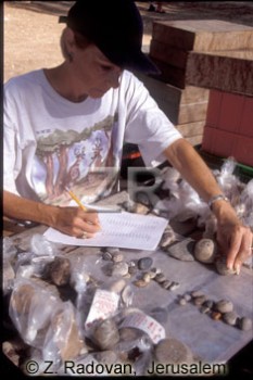 3562-3 Registering finds
