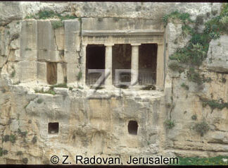 381-3 Tomb of Bnei Hezir