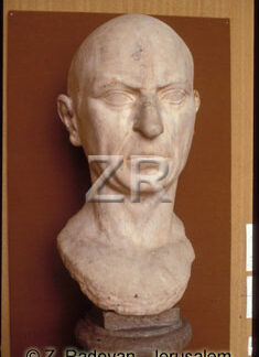 4042 Emperor Vespasianus