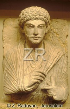 4334-5 Funerary busts