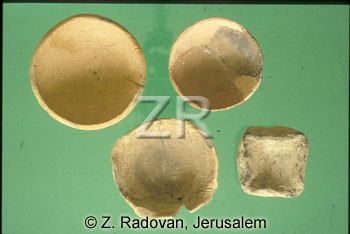 4347-2 Cnaanite oil lamps