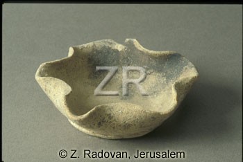 4347-5 Cnaanite oil lamp