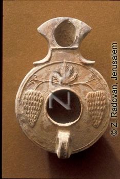 4351-1 Herodian oil lamp