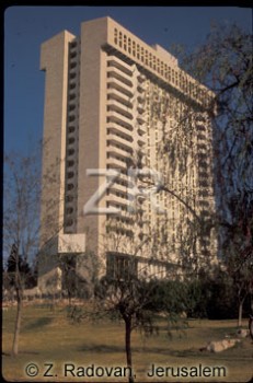 4523 Plaza hotel