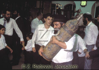 455-1 Simhat Torah