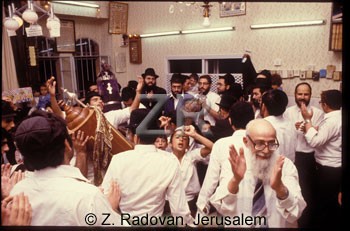 455-4 Simhat Torah