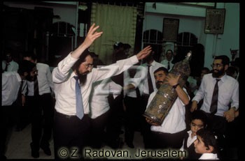 455-5 Simhat Torah
