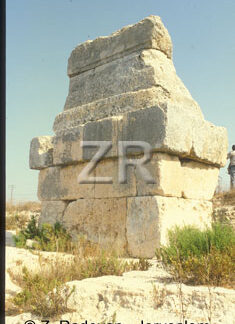 508-1 Tomb of Hiram