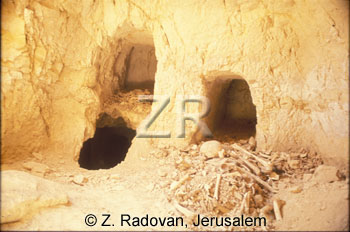520-6 Jericho burial cave