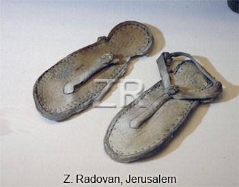 5228-1 Childs sandals
