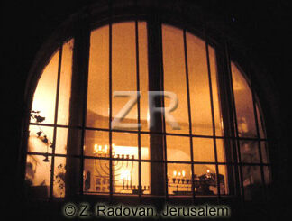 526 Hanukkah lights