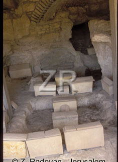 552-2 Mt.-of Olives tombs