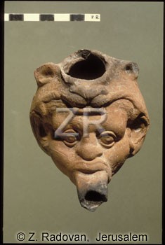 902 Helenistic oil lamp