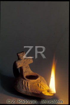 903-4 Byzantine oil lamp